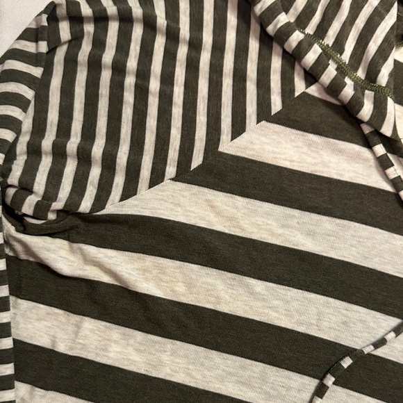 CAbi Playoff Hoodie Olive White Striped Oversized Lightweight Knit Top Size S - Picture 4 of 6